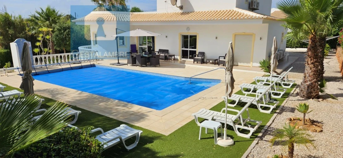 Moradia T5 para Venda em Albufeira e Olhos de Água Foto 2