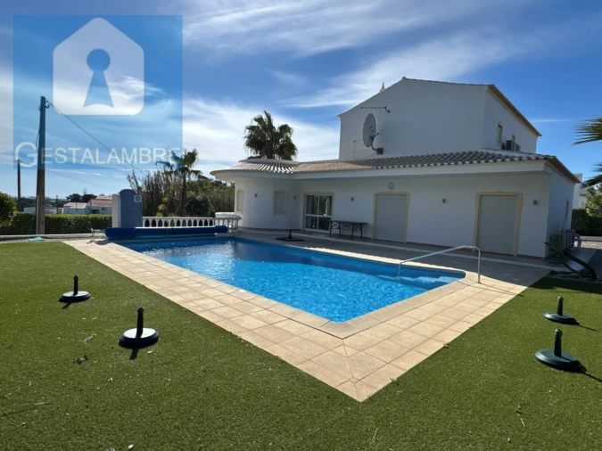 Moradia T5 para Venda em Albufeira e Olhos de Água Foto 14