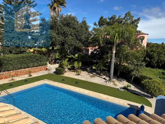 Moradia T5 para Venda em Albufeira e Olhos de Água Foto 52