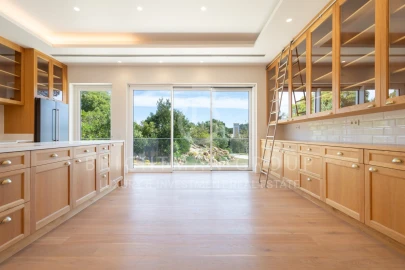 Moradia T8 para Venda em Cascais e Estoril