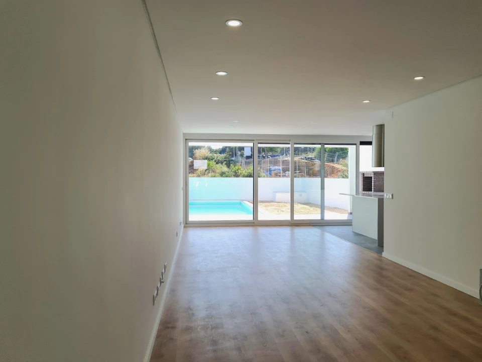 Moradia T3 para Venda em Gambia-Pontes-Alto da Guerra Foto 6