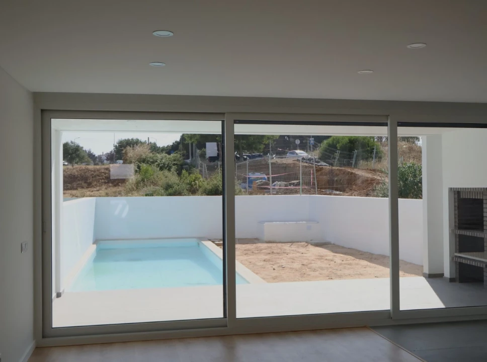 Moradia T3 para Venda em Gambia-Pontes-Alto da Guerra Foto 8