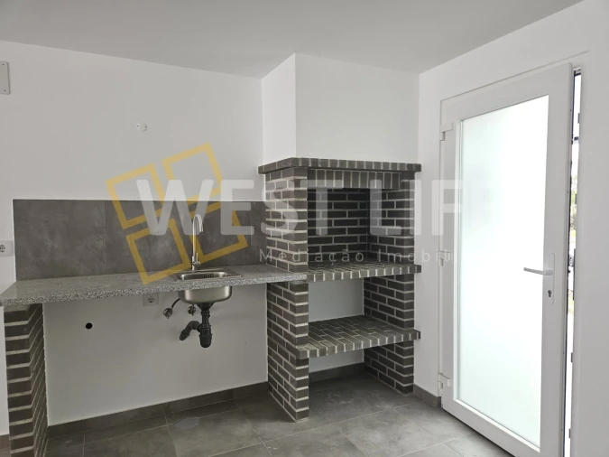 Moradia T4 para Venda em Santo Isidoro Foto 23