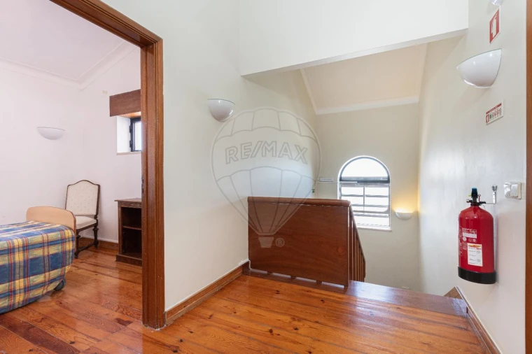 Moradia T8 para Venda em Vila Franca de Xira Foto 21