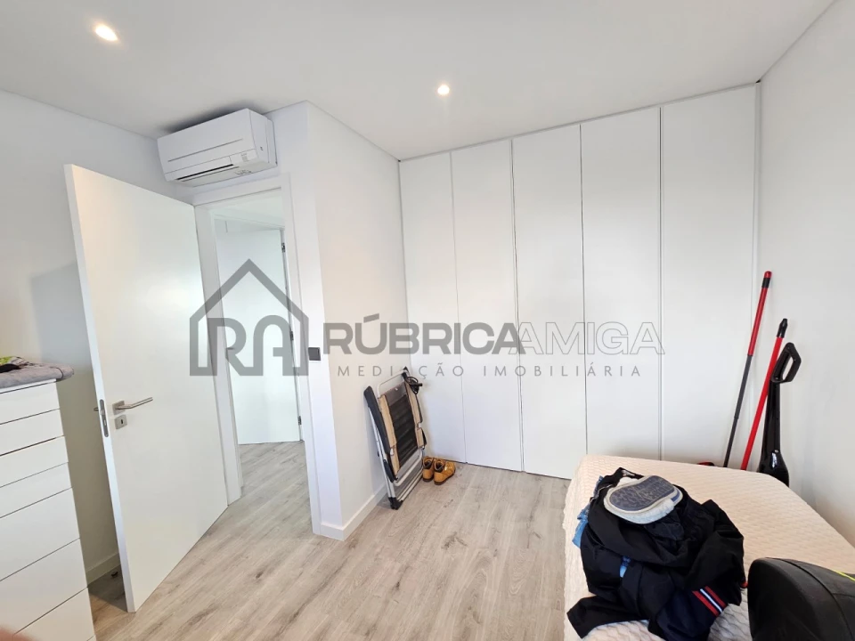 Apartamento T2 para Venda em Quarteira Foto 20