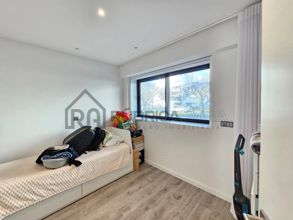 Apartamento T2 para Venda em Quarteira Foto 22