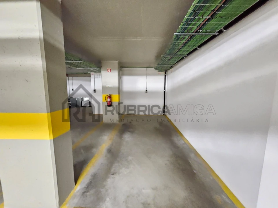 Apartamento T2 para Venda em Quarteira Foto 25