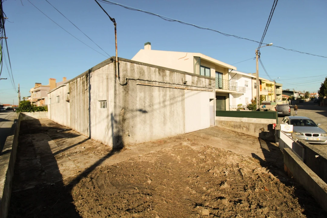Armazém para Venda em Matosinhos e Leça da Palmeira Foto 4