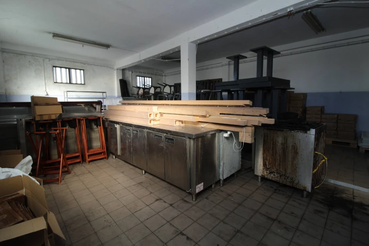 Armazém para Venda em Matosinhos e Leça da Palmeira Foto 11