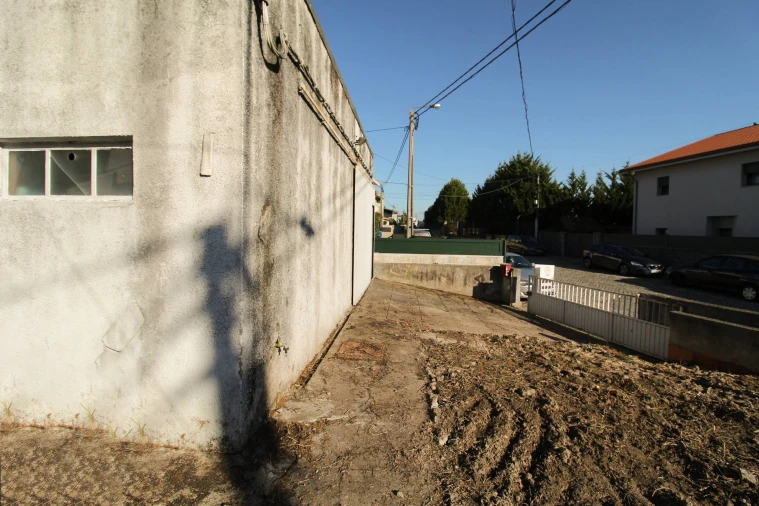 Armazém para Venda em Matosinhos e Leça da Palmeira Foto 5