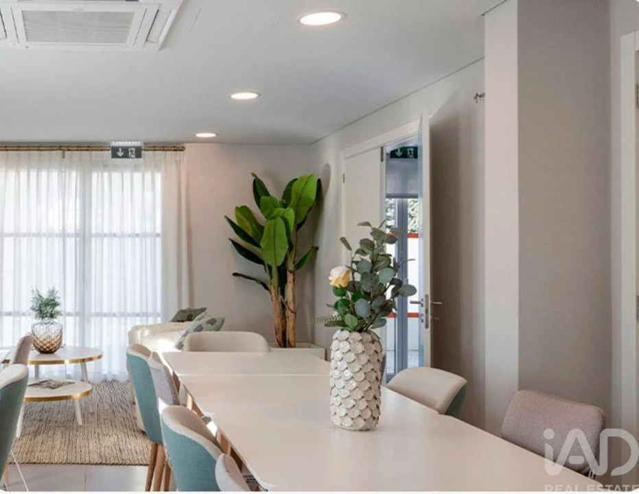 Apartamento T2 para Venda em Lordelo do Ouro e Massarelos Foto 21