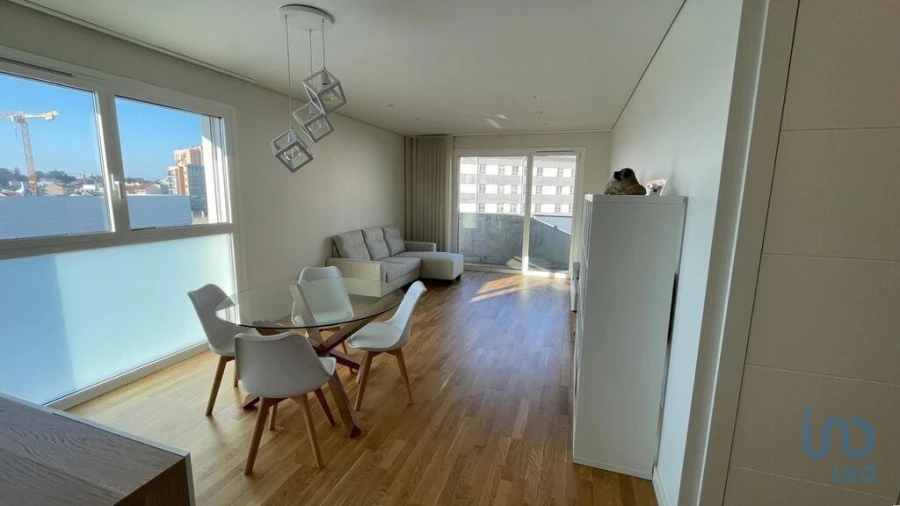 Apartamento T2 para Venda em Lordelo do Ouro e Massarelos Foto 5