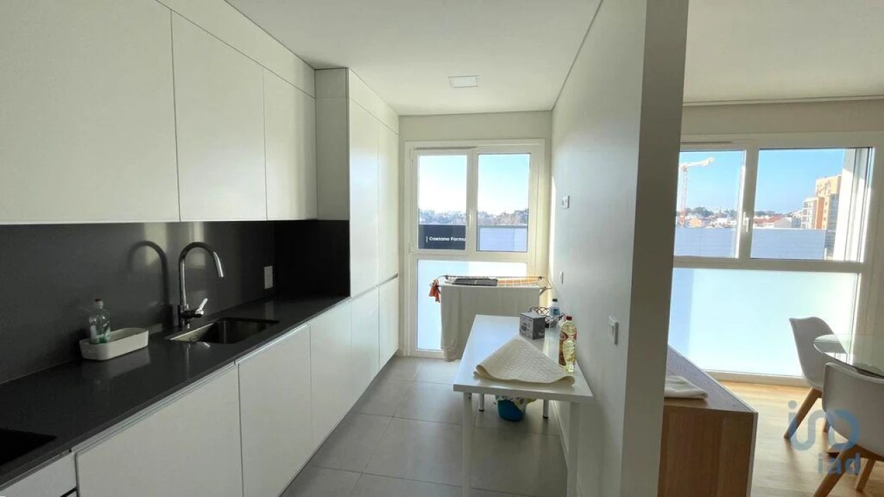 Apartamento T2 para Venda em Lordelo do Ouro e Massarelos Foto 6