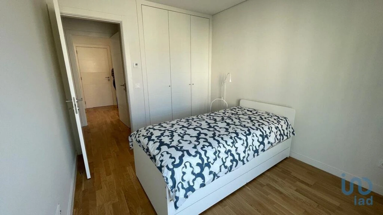 Apartamento T2 para Venda em Lordelo do Ouro e Massarelos Foto 11