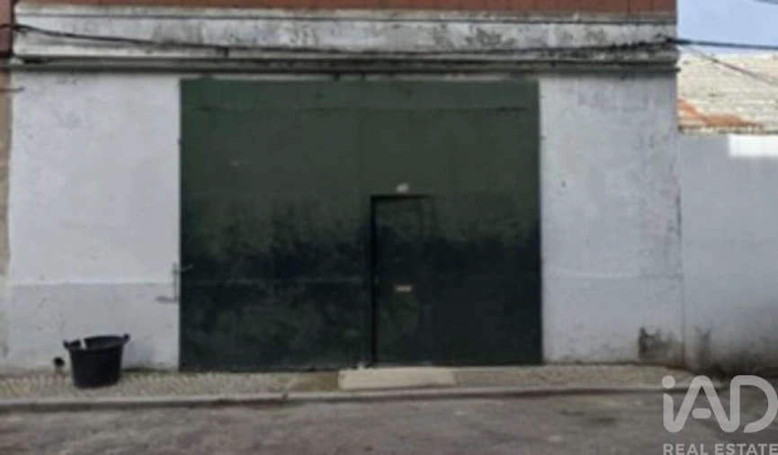 Loja para Venda em Baixa da Banheira e Vale da Amoreira