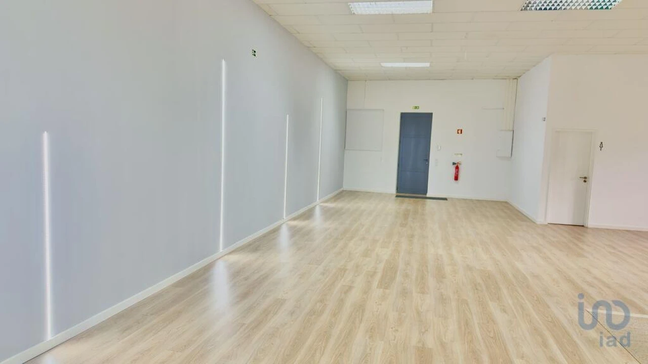 Escritório para Venda em Mina de Água Foto 2