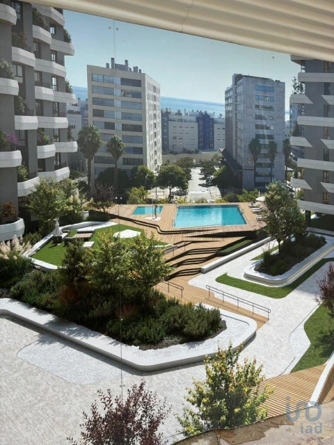 Apartamento T2 para Venda em Olivais
