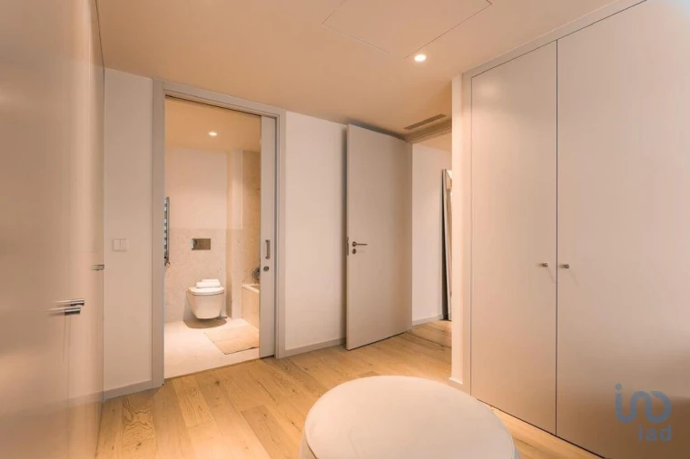Apartamento T2 para Venda em Olivais Foto 6