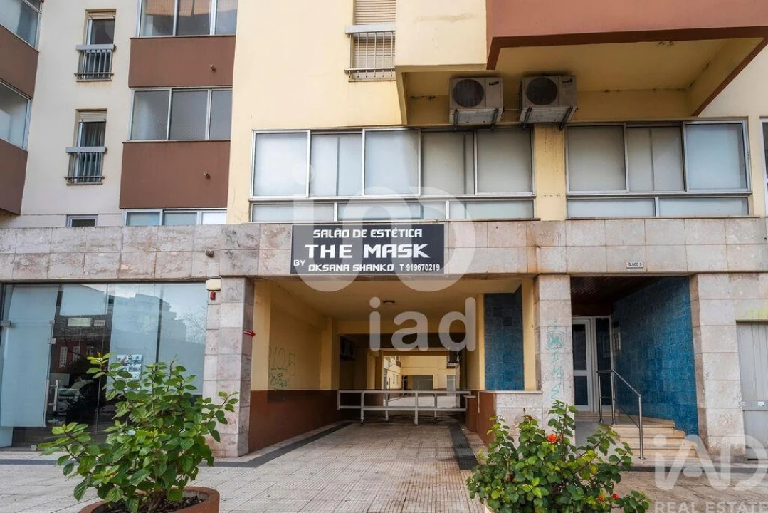 Loja para Venda em Faro (Sé e São Pedro) Foto 21