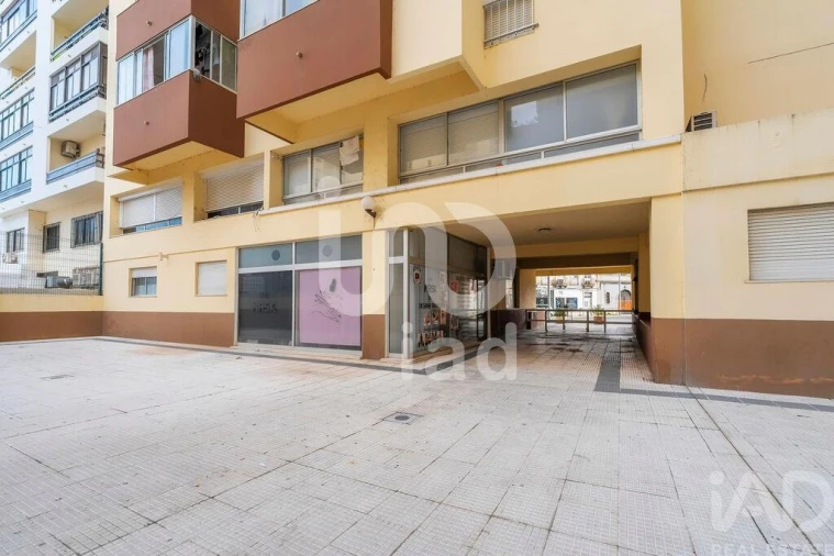 Loja para Venda em Faro (Sé e São Pedro) Foto 20