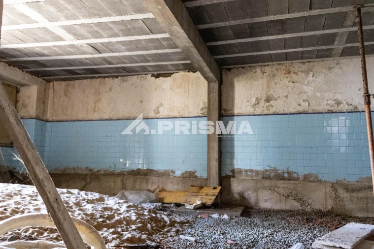 Moradia T5 para Venda em Perais Foto 3