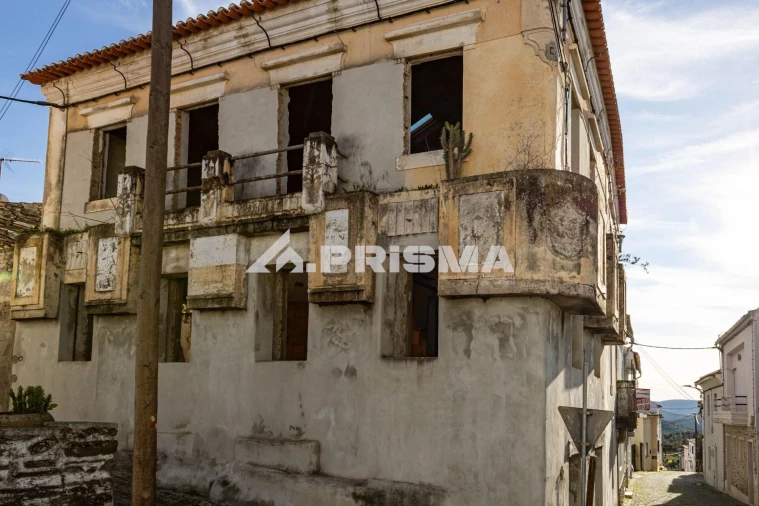 Moradia T5 para Venda em Perais