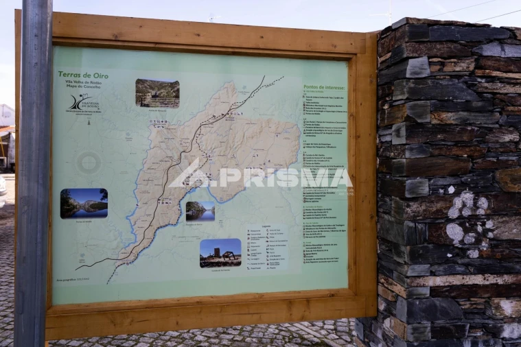 Moradia T5 para Venda em Perais Foto 33