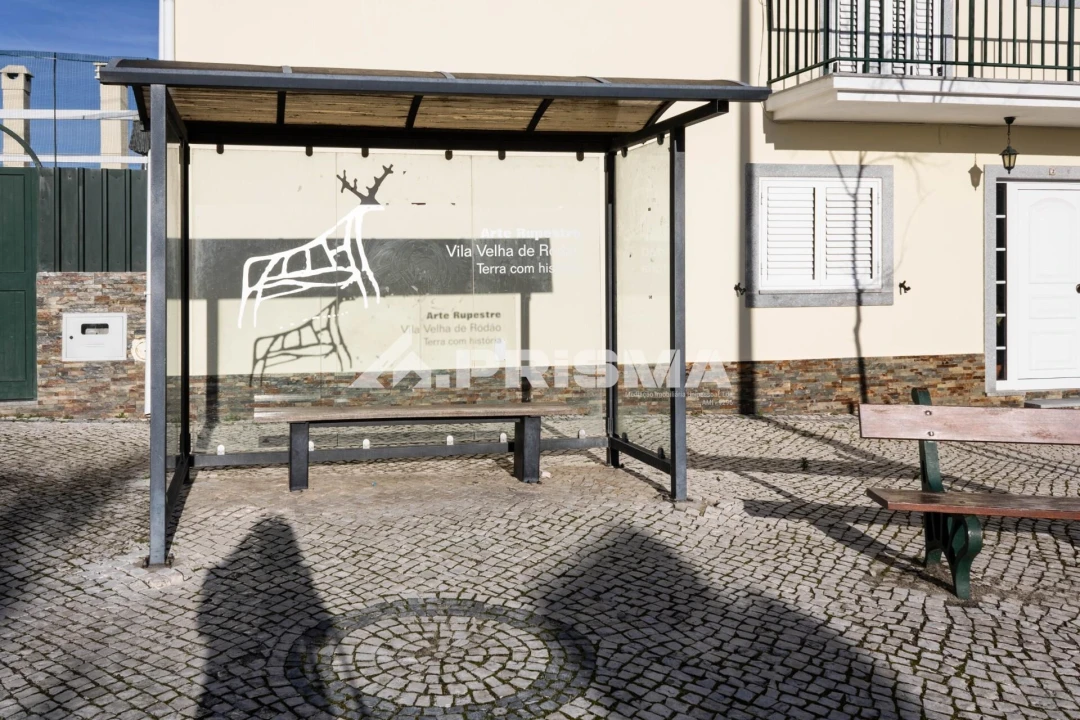 Moradia T5 para Venda em Perais Foto 31