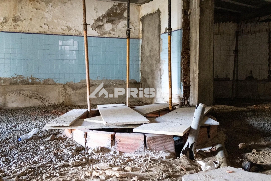 Moradia T5 para Venda em Perais Foto 5