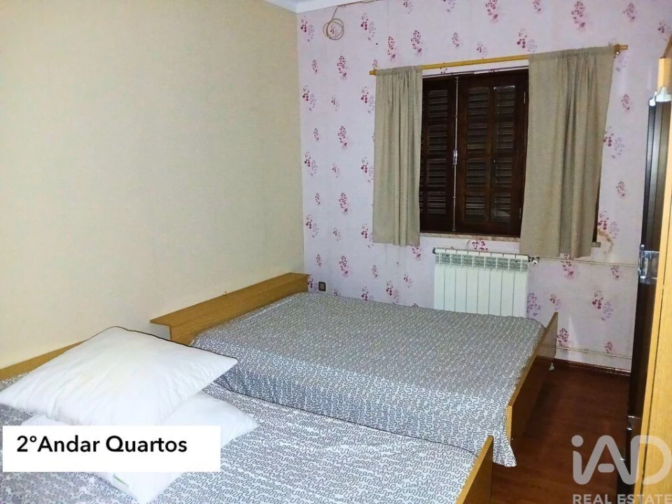 Prédio para Venda em Orjais Foto 25