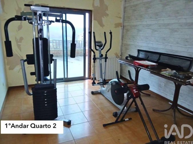 Prédio para Venda em Orjais Foto 17