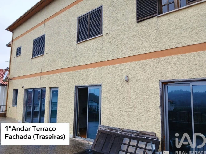 Prédio para Venda em Orjais Foto 22