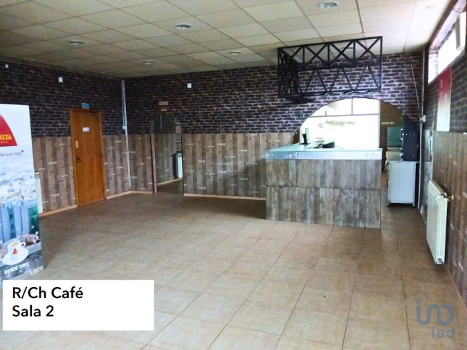 Prédio para Venda em Orjais Foto 3