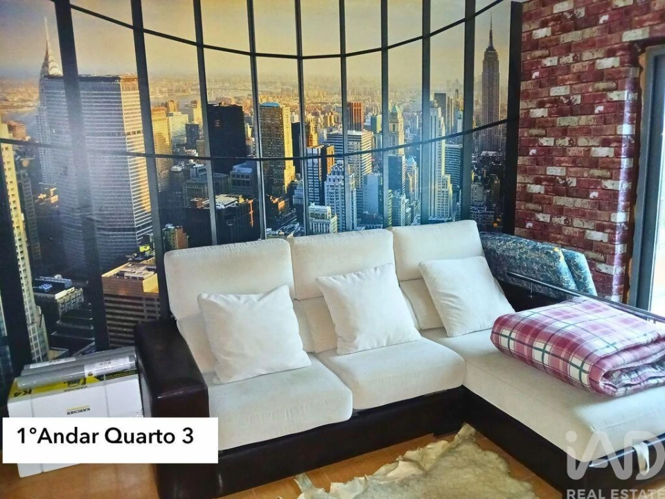 Prédio para Venda em Orjais Foto 18