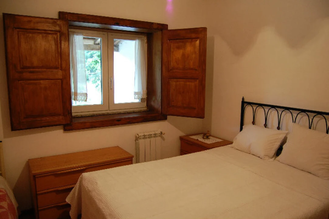 Quinta T3 para Venda em Mosteiro Foto 3