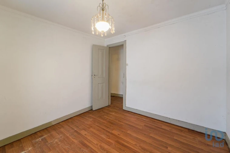 Prédio para Venda em Subportela, Deocriste e Portela Susã Foto 8