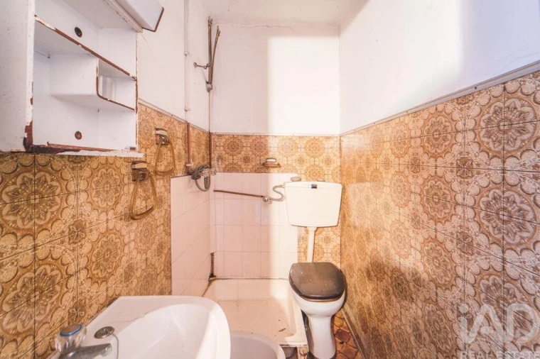 Prédio para Venda em Subportela, Deocriste e Portela Susã Foto 24