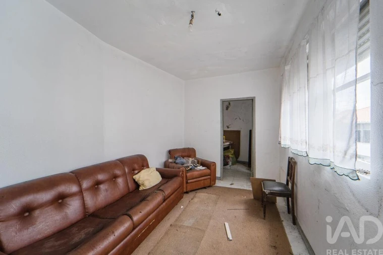 Prédio para Venda em Subportela, Deocriste e Portela Susã Foto 18