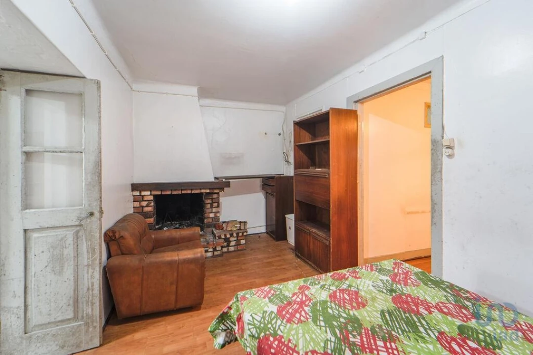 Prédio para Venda em Subportela, Deocriste e Portela Susã Foto 15