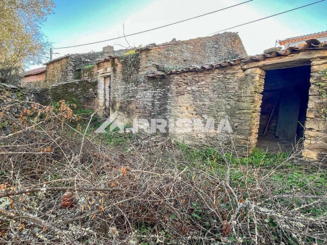 Moradia T4 para Venda em Sarnadas de Rodão Foto 7