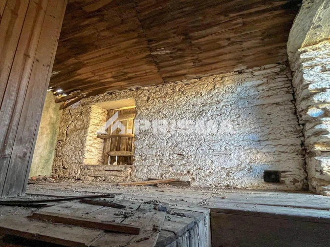 Moradia T4 para Venda em Sarnadas de Rodão Foto 3