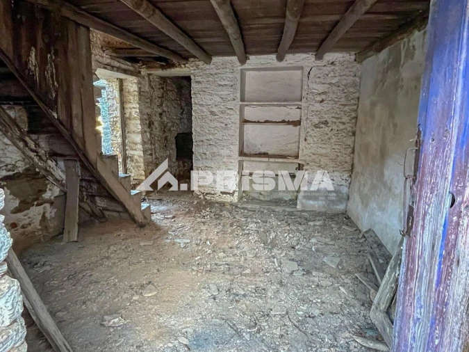 Moradia T4 para Venda em Sarnadas de Rodão Foto 2