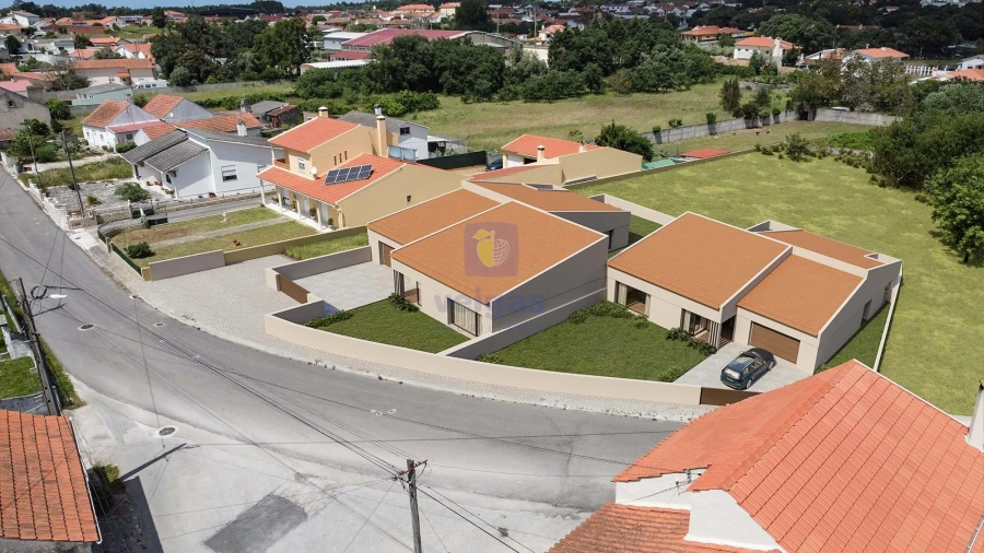 Moradia T4 para Venda em Maceira Foto 4