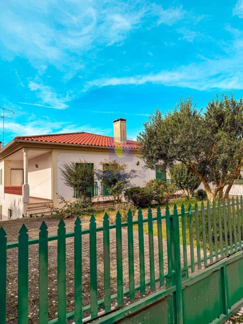 Moradia T3 para Venda em Marinha Grande