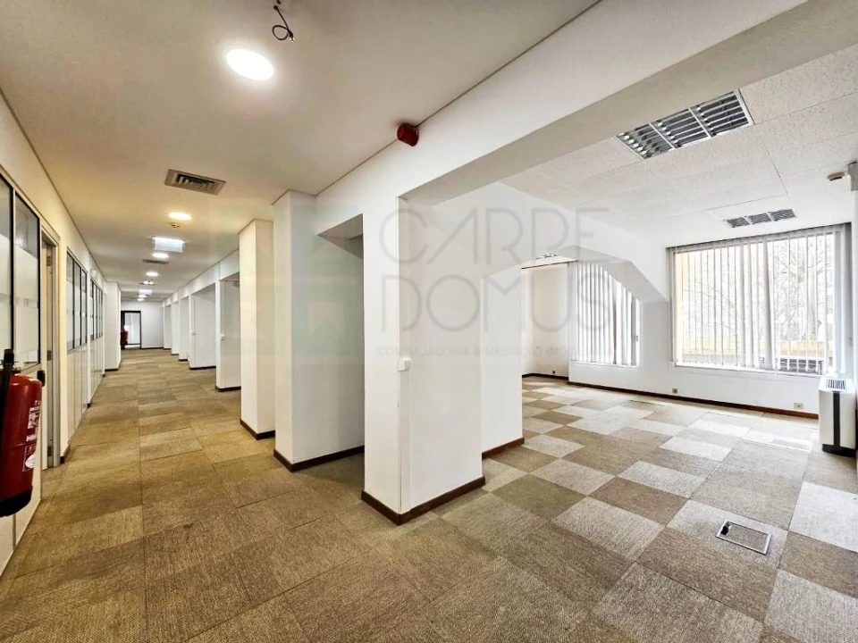 Escritório para Venda em Avenidas Novas Foto 1