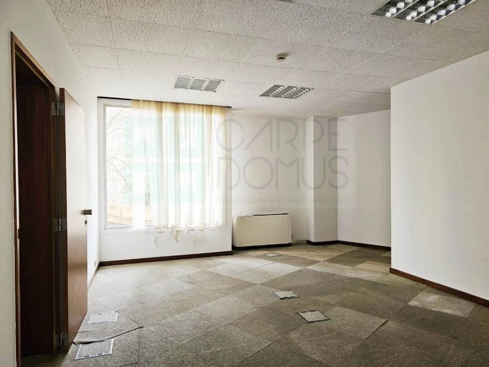 Escritório para Venda em Avenidas Novas Foto 35