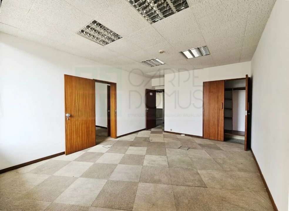 Escritório para Venda em Avenidas Novas Foto 38