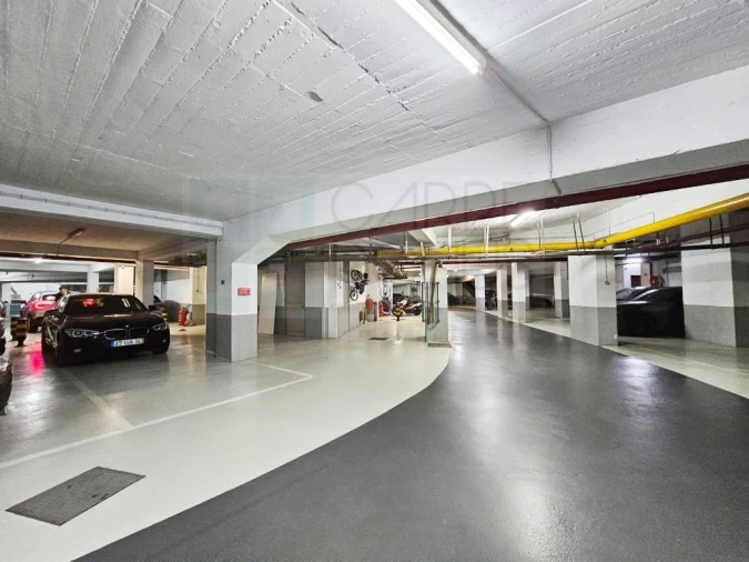 Escritório para Venda em Avenidas Novas Foto 47