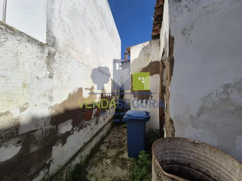 Moradia T1 para Venda em Safara e Santo Aleixo da Restauração Foto 11