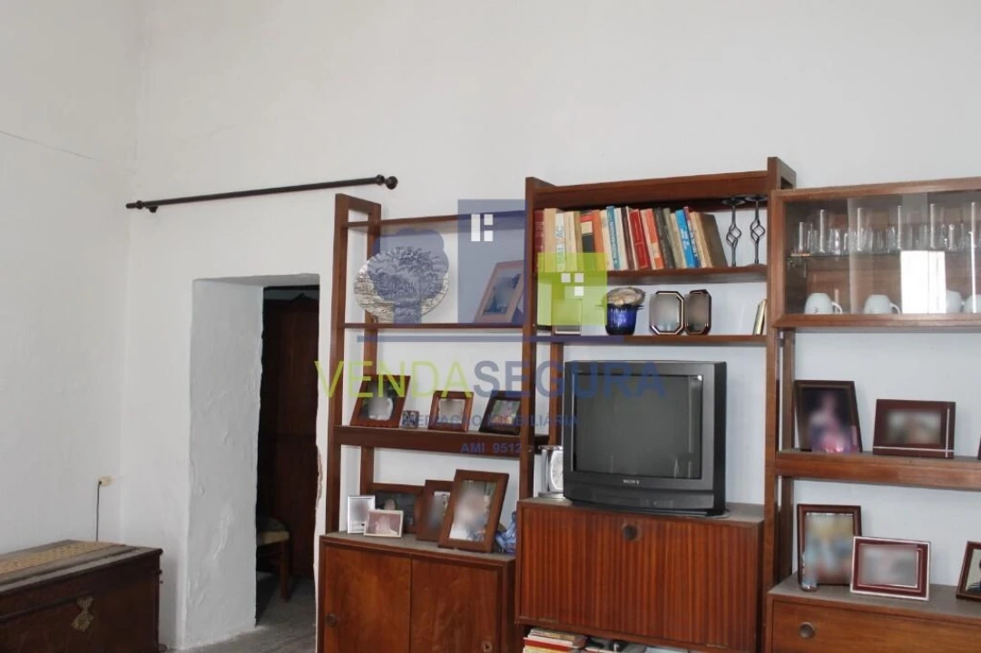 Moradia T1 para Venda em Safara e Santo Aleixo da Restauração Foto 3